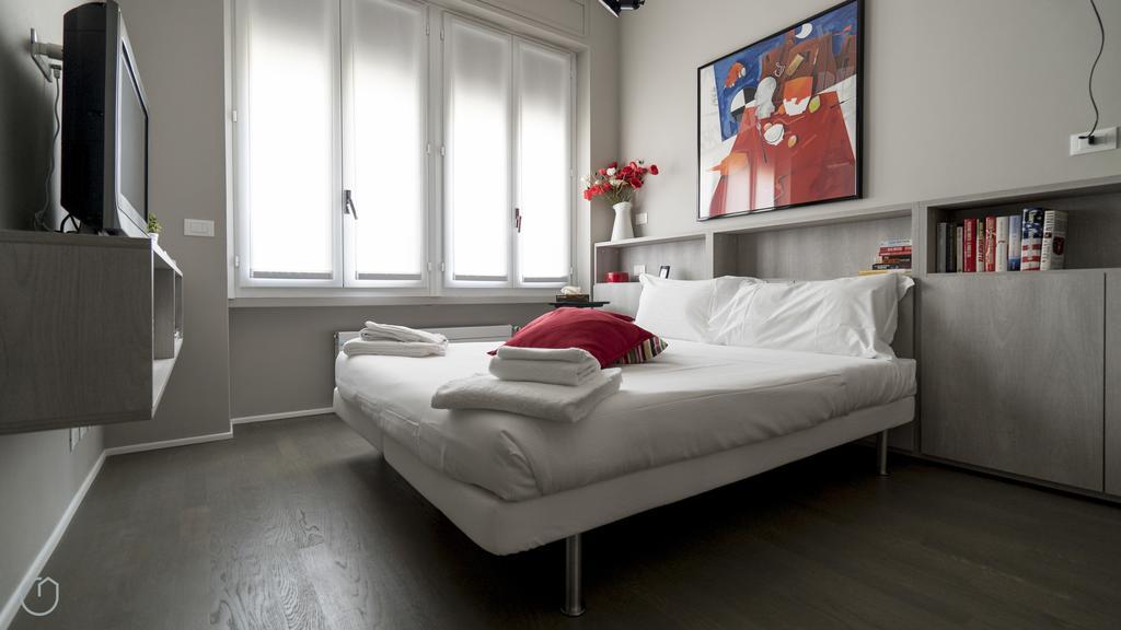 Apartament Italianway-Settembrini Mediolan Pokój zdjęcie